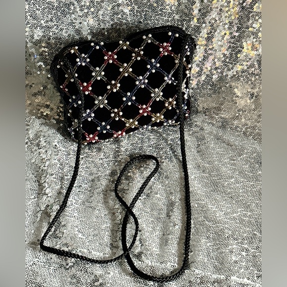 Black Beaded Crossbody Bag - Picture 2 of 16